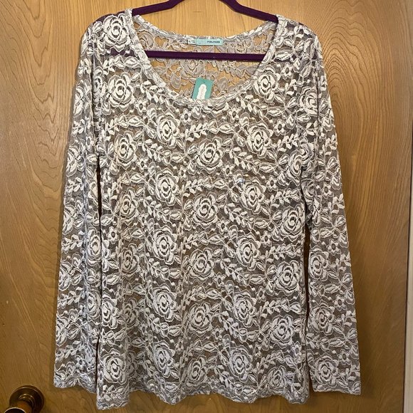 Maurices XL Overlay Top with Floral Pattern - Picture 1 of 5